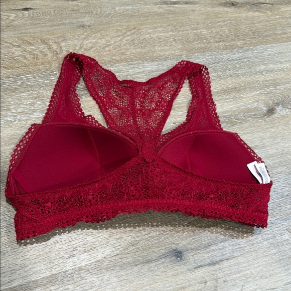 Victoria's Secret Vintage Size L Red Lace Bralette with Racerback - Picture 7 of 8